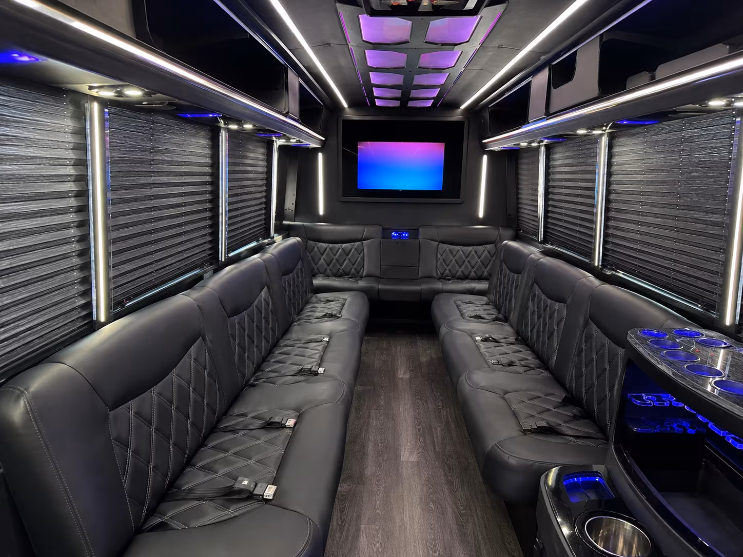 Buffalo Winery Tour & Pub Crawl Transportation party bus exterior