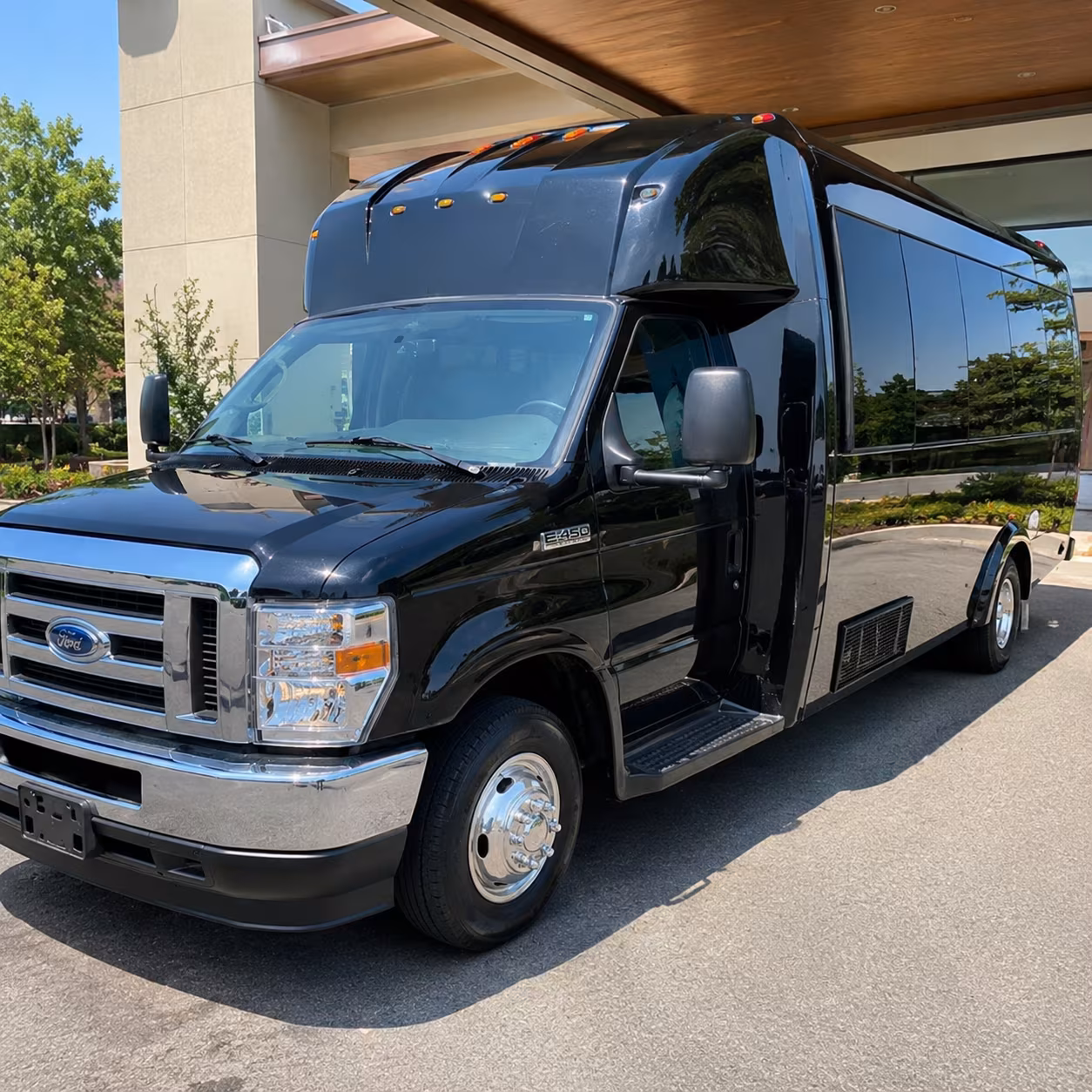 Syracuse Bachelor & Bachelorette Transportation